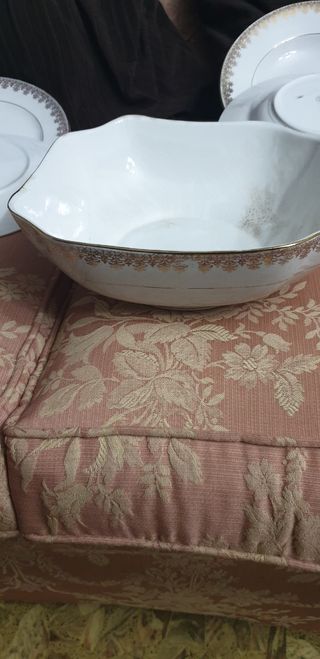 Vajilla La Cartuja de Sevilla Incompleta