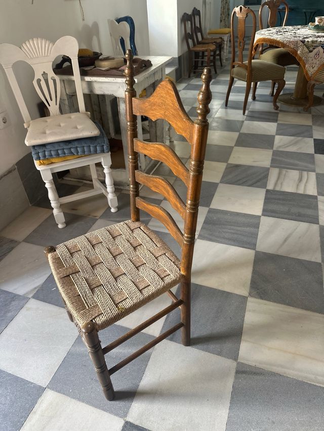 3 Sillas Españolas Madera y Yute