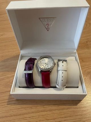 Reloj Guess con correas intercambiables