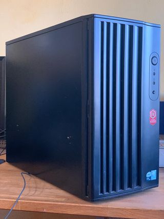 PC Sobremesa Negro