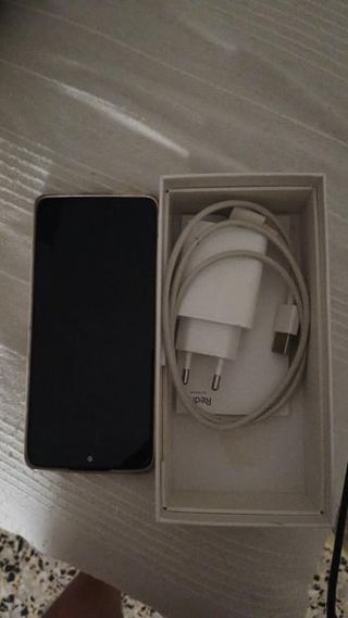 Móvil completo con cargador cable con caja y funda