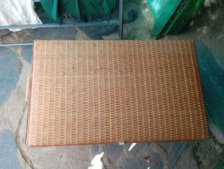 Baúl vintage de mimbre y madera,muy nuevo.