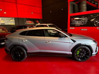 Lamborghini Urus 2020