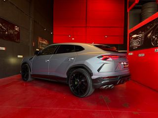 Lamborghini Urus 2020