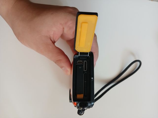 Cámara Nikon COOLPIX AW100 Naranja