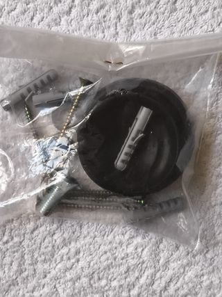 SOPORTE TV 14"-21" NUEVO Y SIN USAR. CAJA ORIGINAL