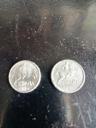 5 Céntimos 1945 invertidos