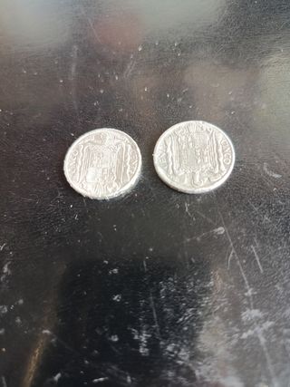 5 Céntimos 1945 invertidos