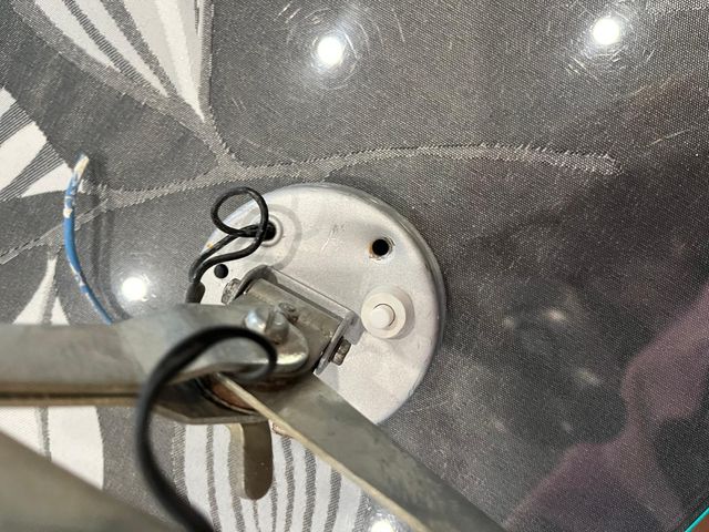 Flexo vintage extensible metal plateado