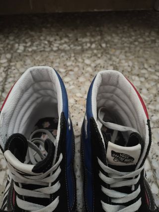 Zapatillas Vans Sk8-Hi tipografía Coreana