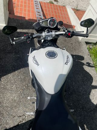 Triumph Speed Triple 1050