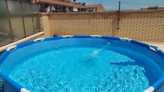 Piscina desmontable azul 2 meses de uso