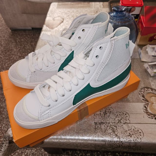 Zapatillas Nike Blazer Mid '77 Vintage Blancas