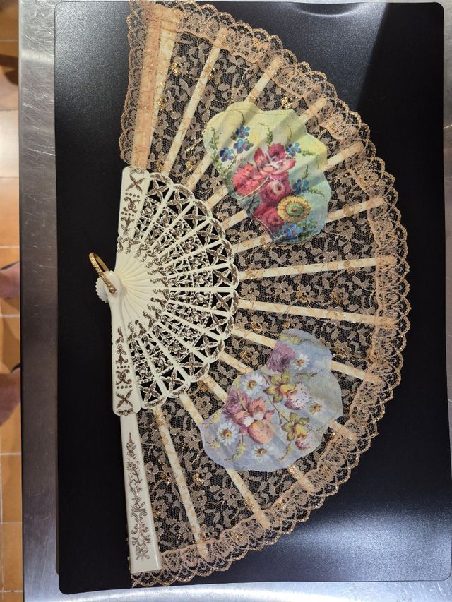 Abanico Vintage Encaje y Pasta