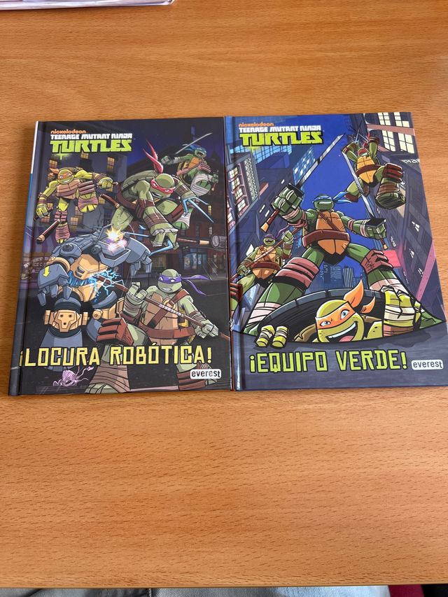 colección de dos libros de las tortugas ninja