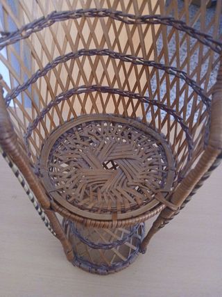 Silla decorativa de mimbre