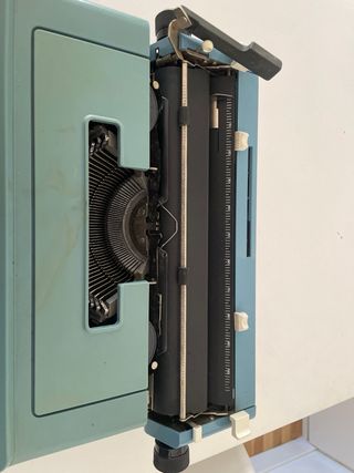 Olivetti Studio 46, hay que ponerla a punto.