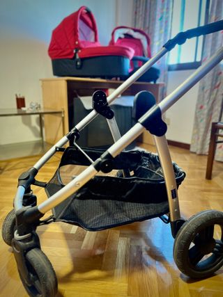 Carrito Bebé BEBEDUE Beyond Rojo