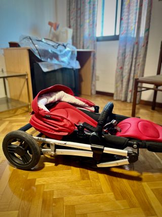 Carrito Bebé BEBEDUE Beyond Rojo