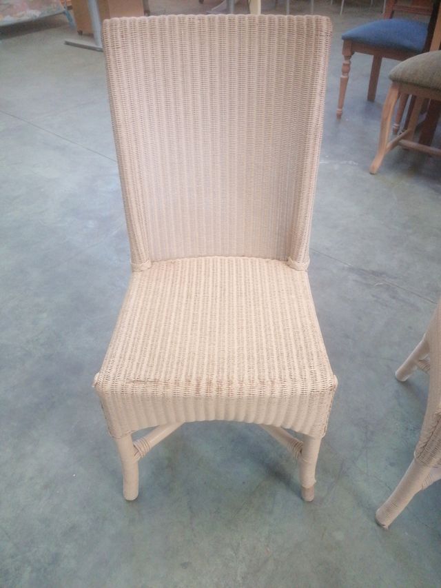 Sillas de mimbre para terraza o jardín