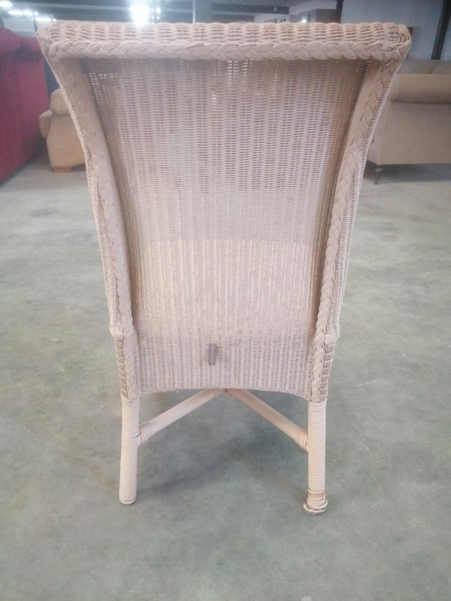 Sillas de mimbre para terraza o jardín