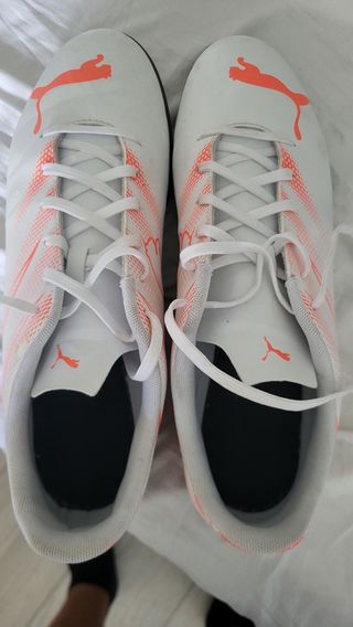 Zapatillas Puma Fútbol Sala Naranja y Blanco