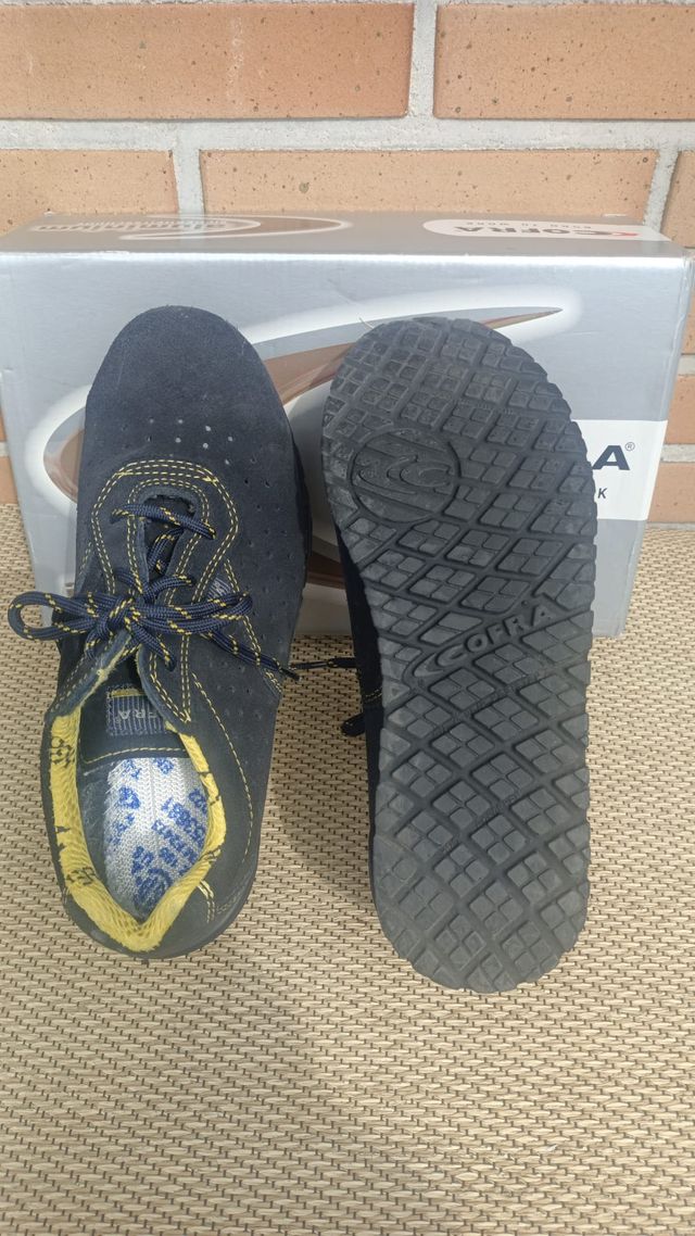 Zapatos de seguridad Cofra Talla 39