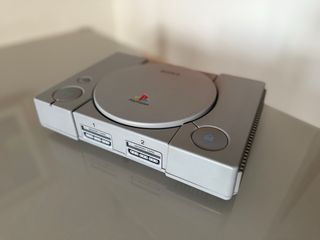 PlayStation 1 SCPH-5552 + Accessori + Dragon Ball