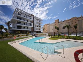 Piso en venta en Los Álamos en Torremolinos
