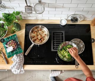 Placa inducción FÖRDELAKTIG con extractor