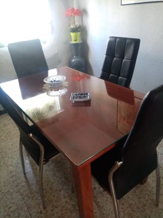 Mesa de comedor/salón madera y cristal