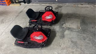 Alquiler de 2 Crazy Cart,con monitor titulado...