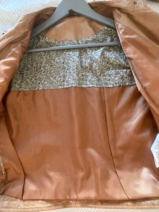 Cazadora Biker Cuero Naf Naf.