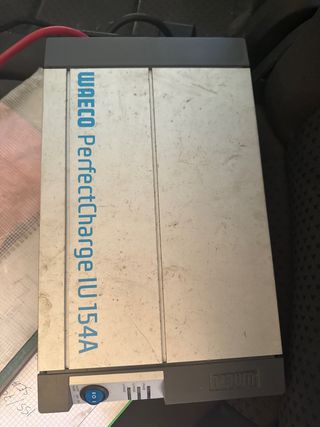 Cargador WAECO PerfectCharge IU 154A