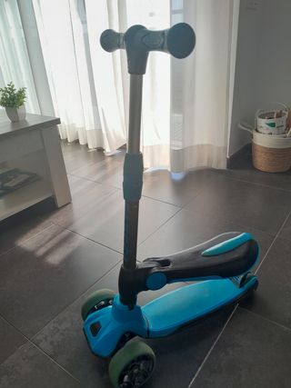 Patinete infantil con sillín