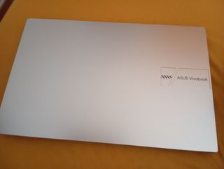 Portátil ASUS Vivobook Plata