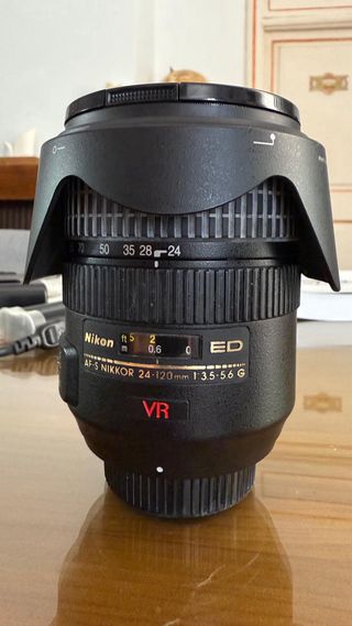 Nikon D750 + Objetivo Nikon: 24-120mm