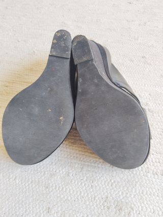 Sandalias de cuña Farrutx de piel negra