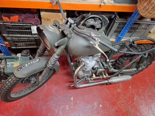 Triumph 650 Pre Unit Steve McQueen