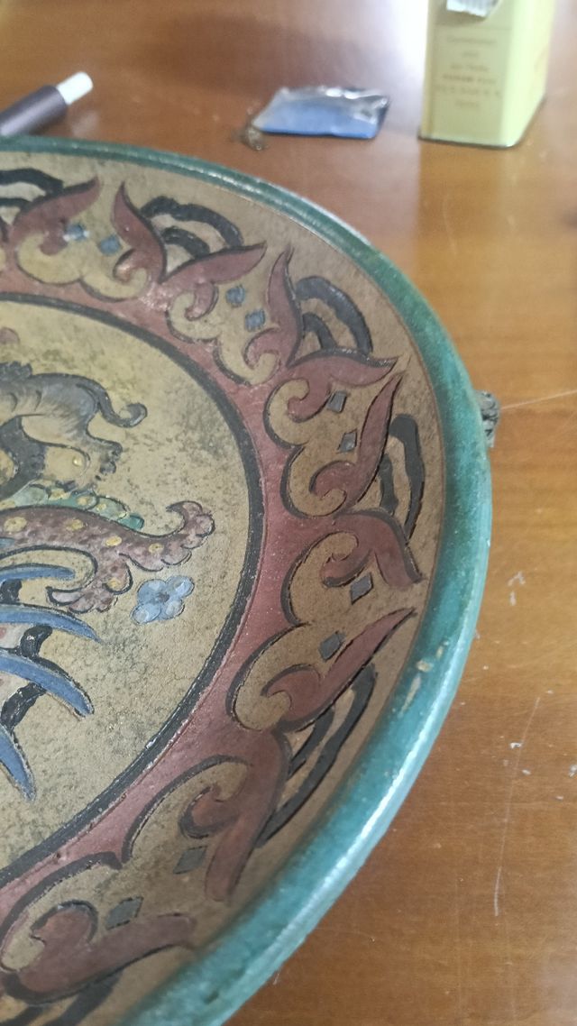 Piatto decorato con drago e tigre