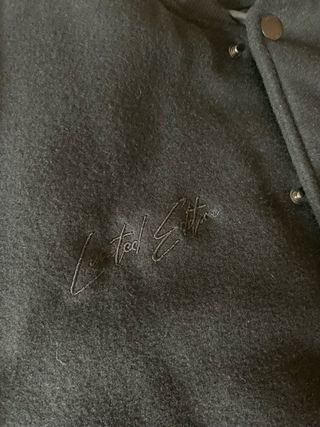 Chaqueta Universitaria SikSilk Negra