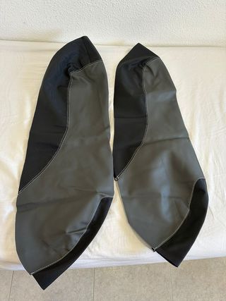 Forros Silla Moto Cuero Negro y Gris