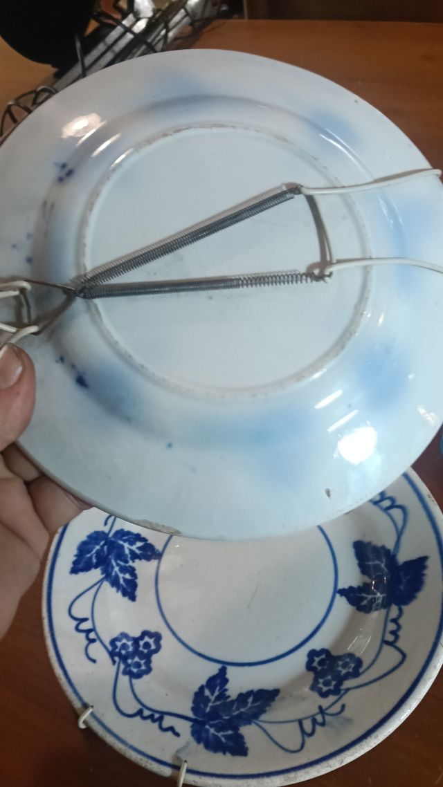 Piatti antichi decorati blu