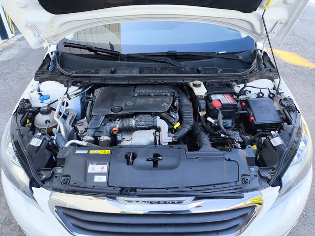 PEUGEOT 308 5p  BlueHDi 100cv 1 año garantia 
