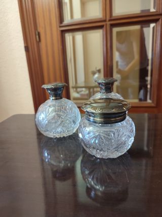 Juego 3 Frascos Tocador Cristal y Metal