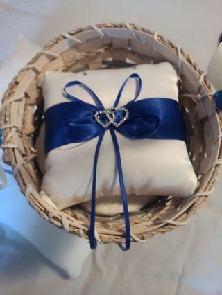 Cesta de boda para anillos