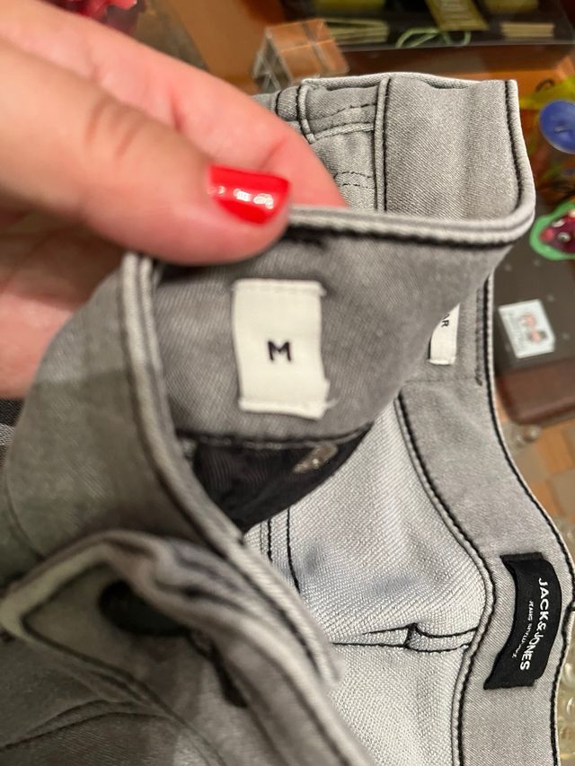 Pantalón corto Jack & Jones gris