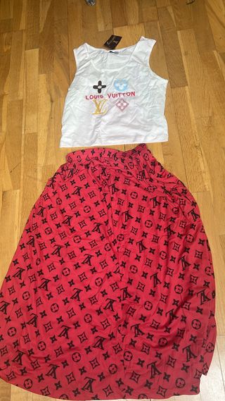 Conjunto Louis Vuitton Top y Falda