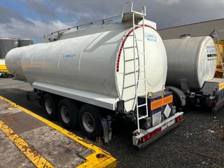 Cisterna de aluminio monocuba para transporte Cobo