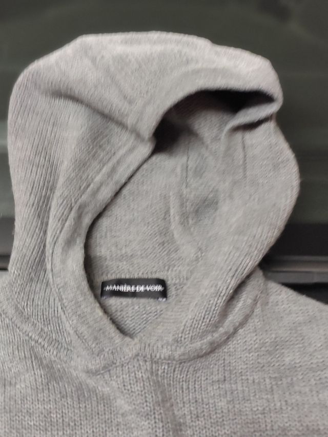 MANIERE DE VOIR sudadera gris con capucha